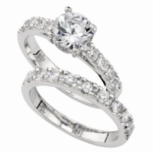 Macy's Jewelry - BNWB  2Pc-Set Cubic Zirconia Ring in SterlingSilve